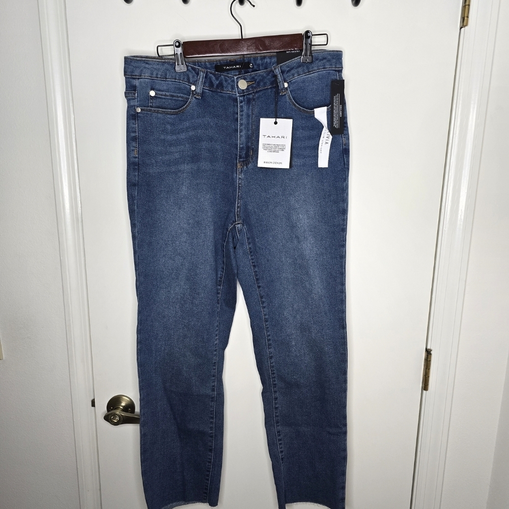 Tahari Olivia Mid Rise Slim Straight Jeans 14W NWT